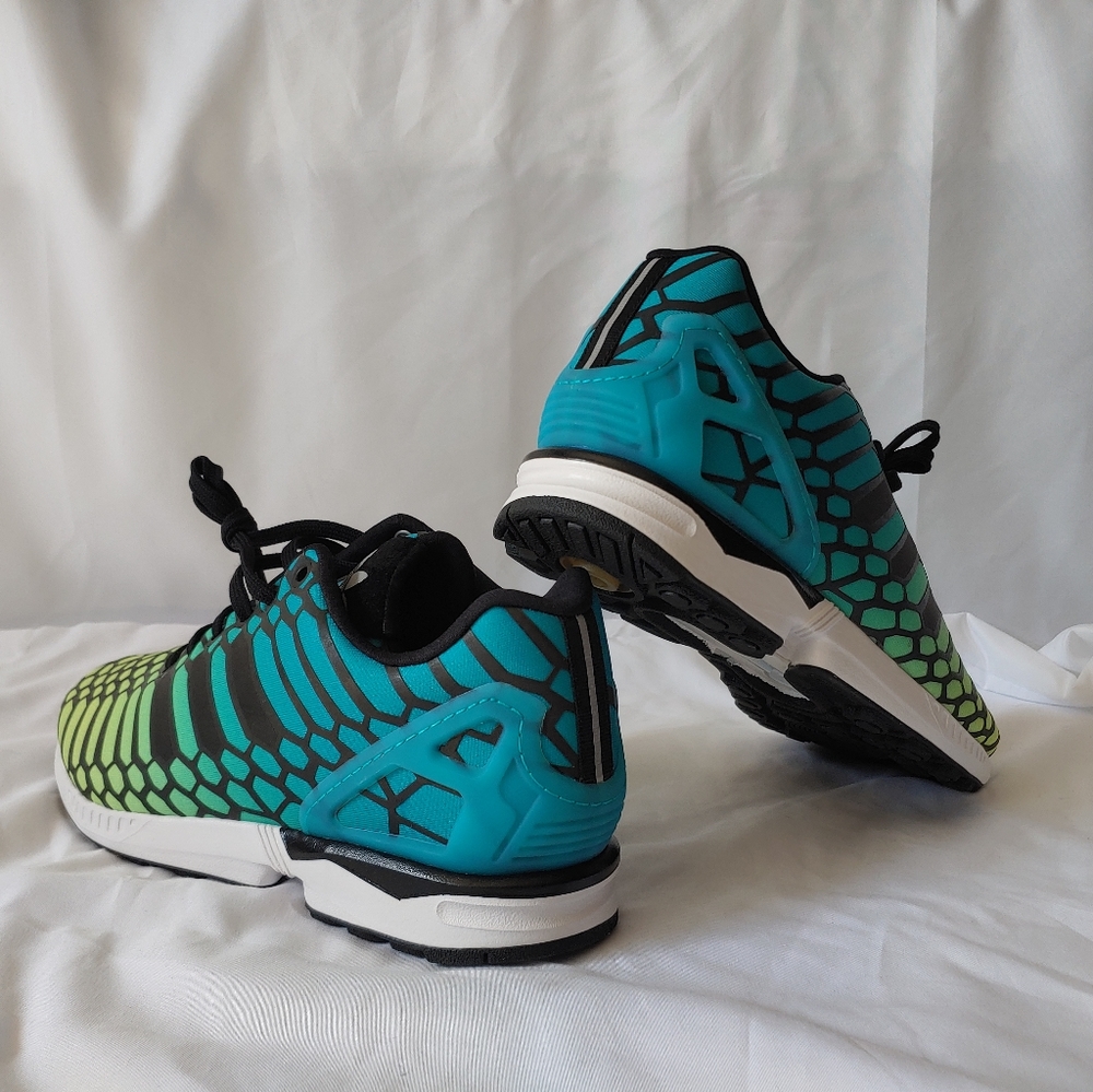 Mens sneakers